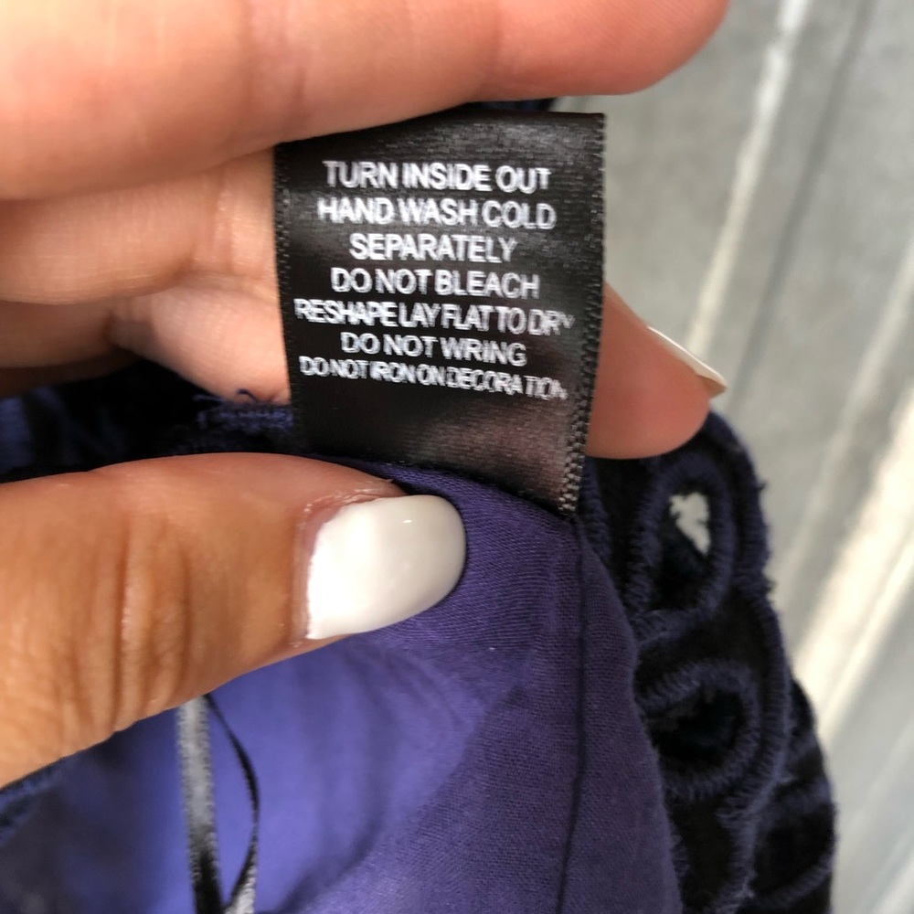 Anthro. Skies are Blue Sz M - Picture 5 of 6